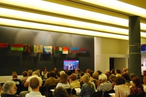 Já é conhecido o trabalho que a Companhia de Teatro de Almada desenvolve com as escolas e outras entidades no sentido de as aproximar do interesse pelo teatro.