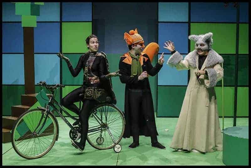 DONA RAPOSA E OUTROS ANIMAIS