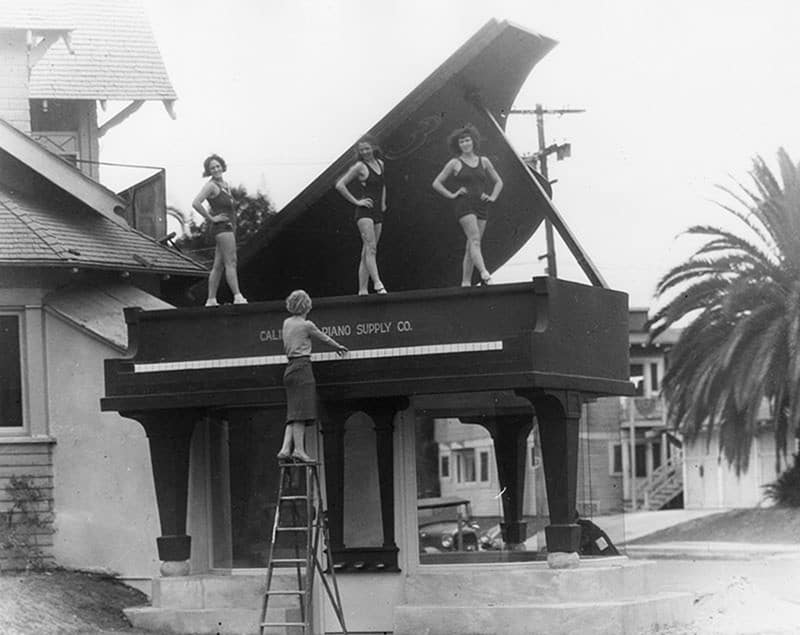 LELLO MINSK E O PIANISTA DE BOITE
