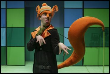 D. RAPOSA E OUTROS ANIMAIS